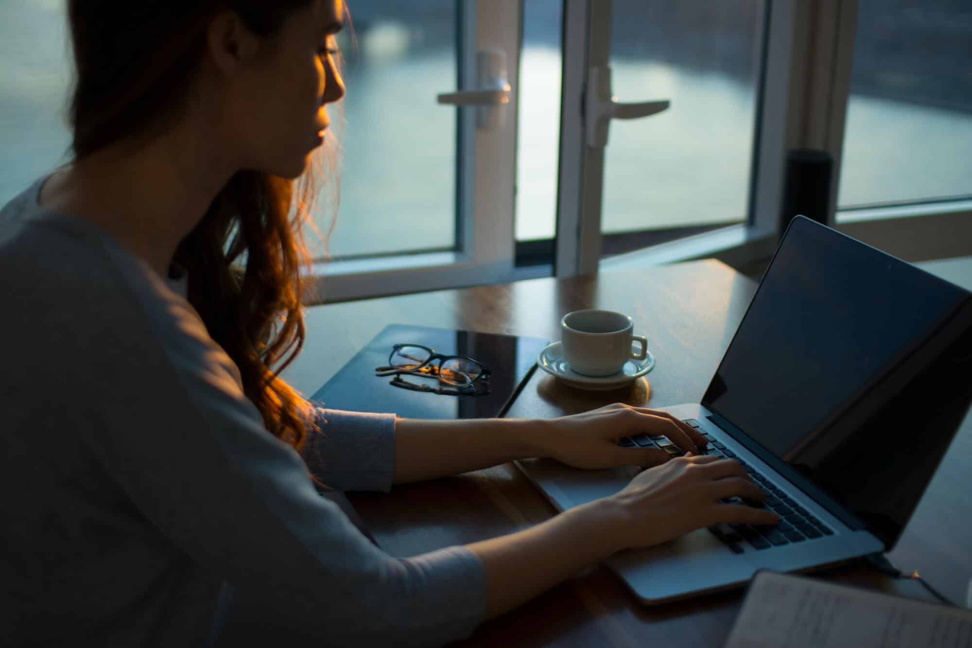 Travail Ecran Noir Coffee and Pause